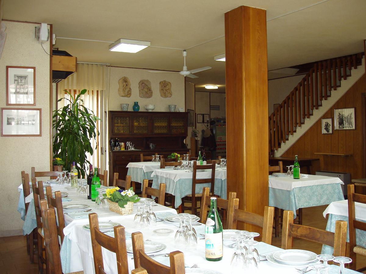 Albergo Ristorante Taverna Dalla "Lisina" Sansepolcro Extérieur photo